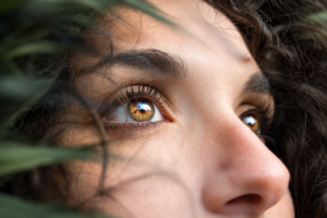 Teinture de cils et sourcils à Genève